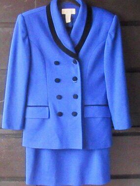 Casual Corner Petite Royal Blue Suit, Size 8P, Black Velvet Contrast, Lined S427